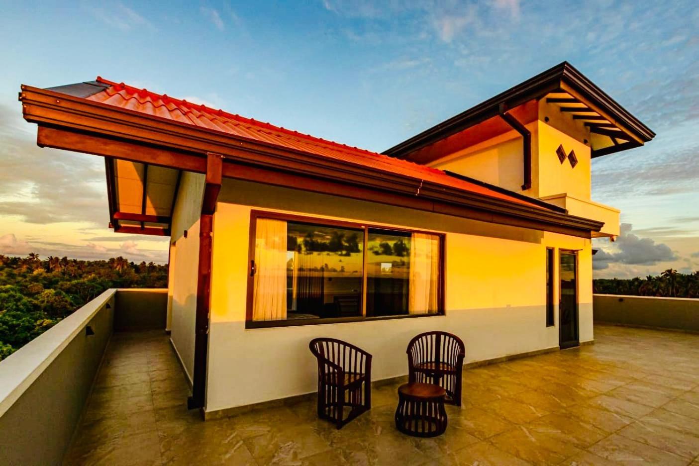 Ocean Front Villa 希克杜沃 外观 照片