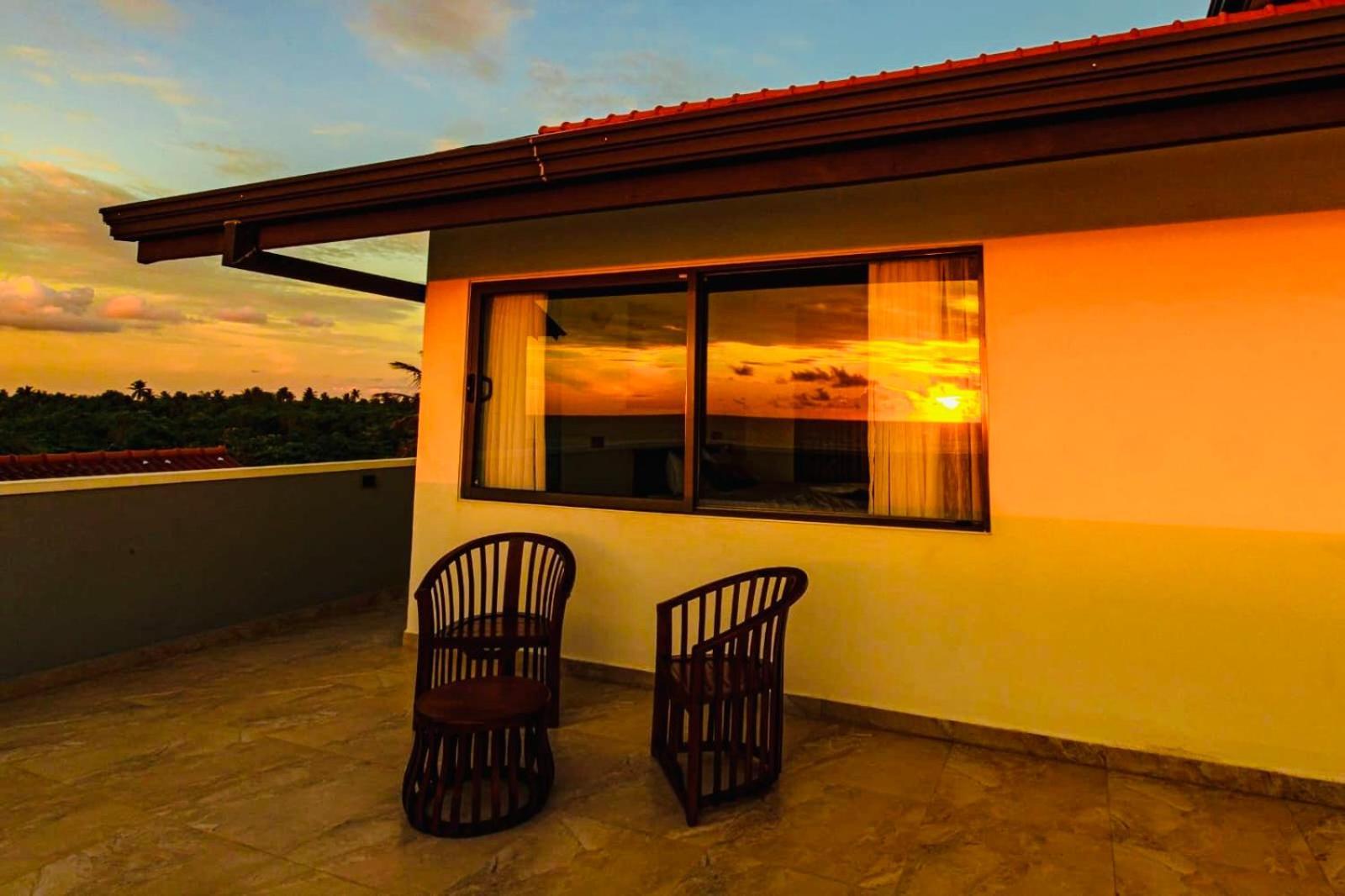 Ocean Front Villa 希克杜沃 外观 照片