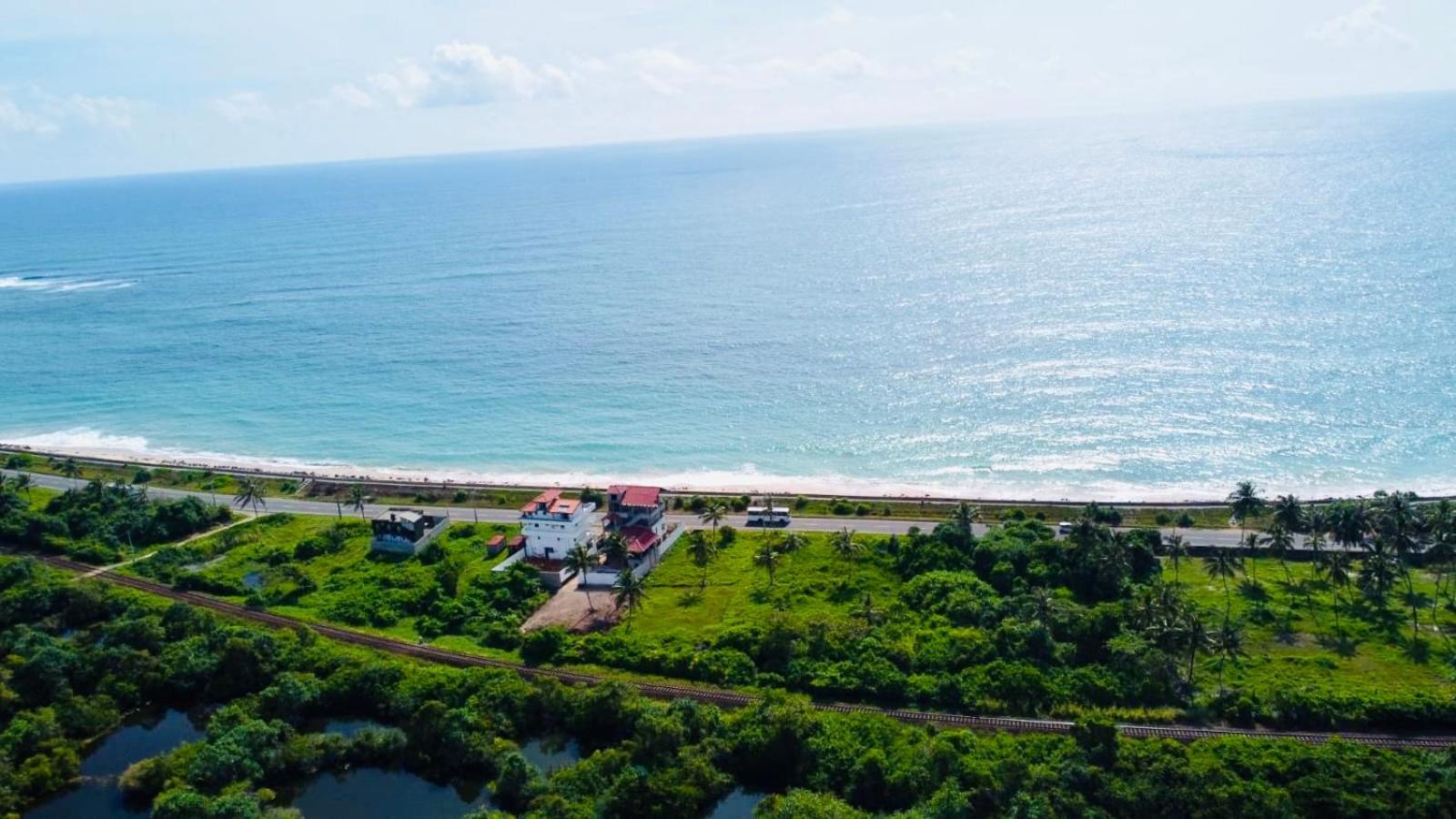 Ocean Front Villa 希克杜沃 外观 照片